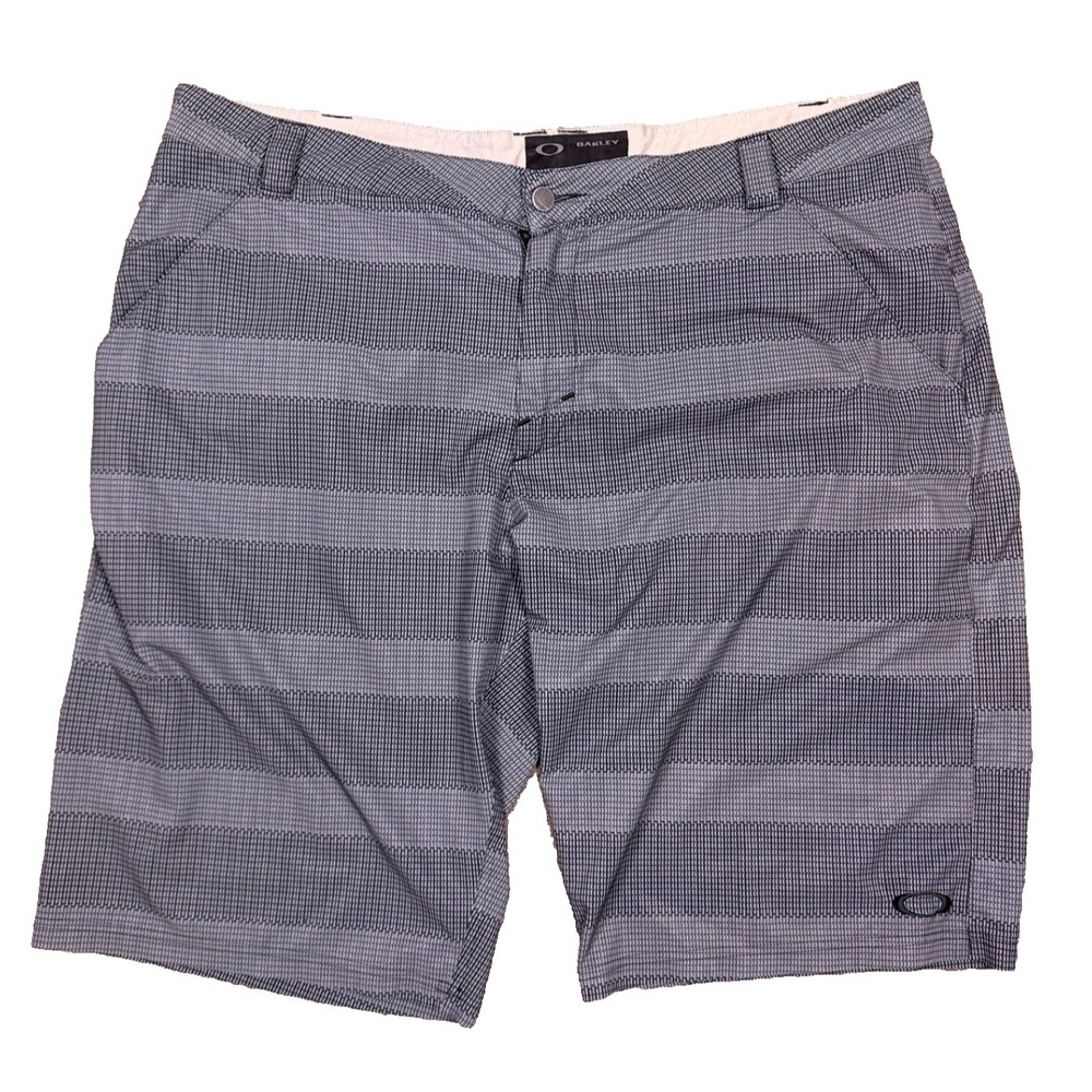 Oakley Mens‎ Shorts Color Grey Size 40 Golf Skate Beach